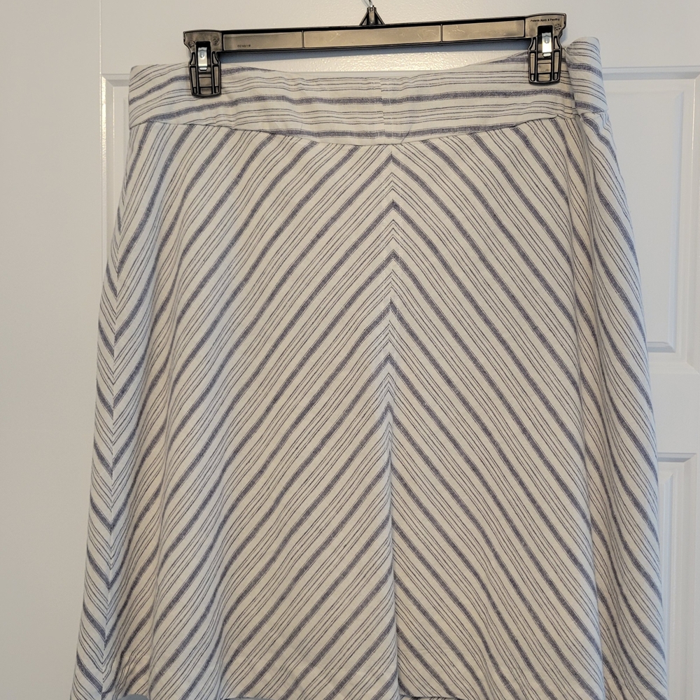 Striped Gray and White Skirt